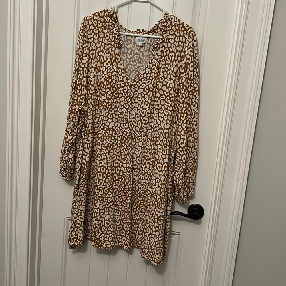 Cheetah-print Flowy Dress
